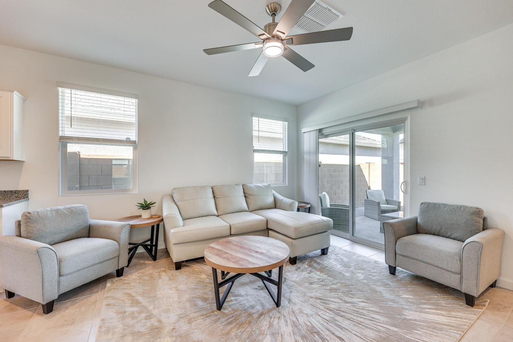 Maricopa Home With Putting Green And Covered Patio! Екстер'єр фото